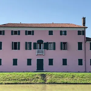 Pecore Ribelli , Mira Italien
